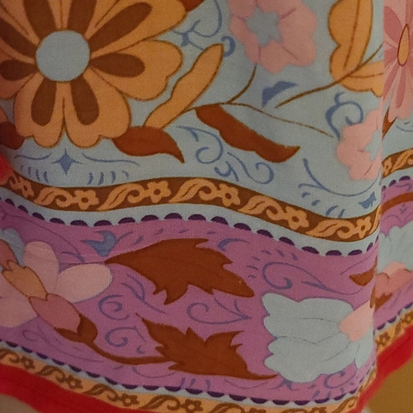 Everkaki Floral Dress - Picture 15 of 16